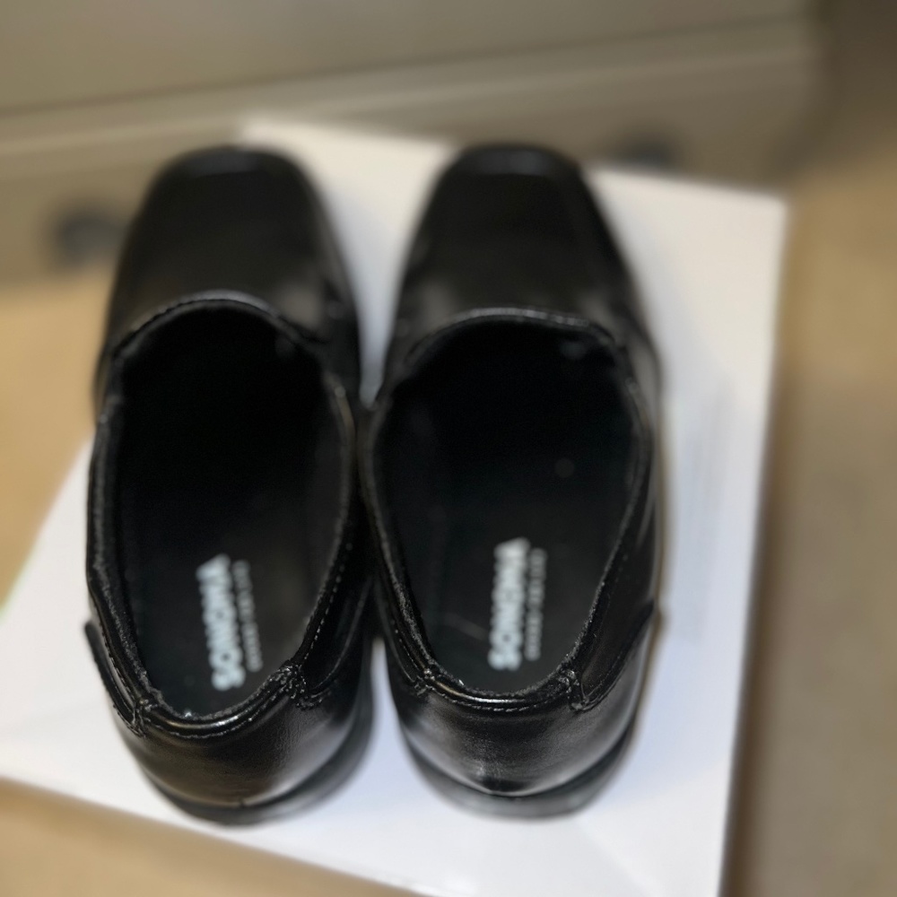 Boys Sonoma dress shoes